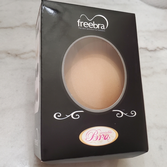 Freebra Sticky Strapless Bra - Picture 6 of 9